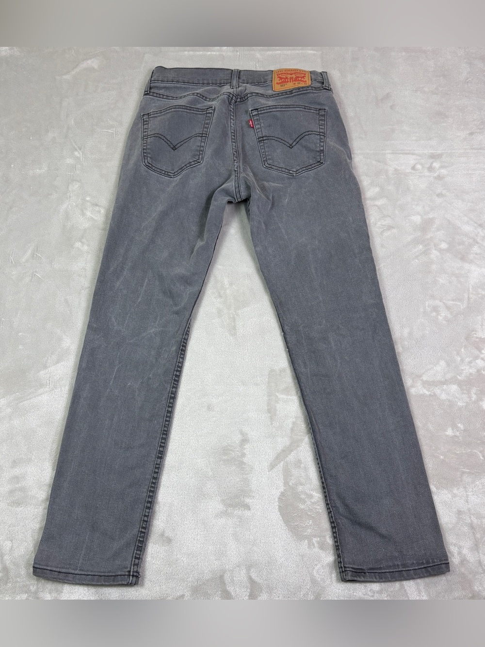 Levi’s 511 Slim Fit Jeans Mens Actual Sz 32x29 Grey Denim 04511-2272